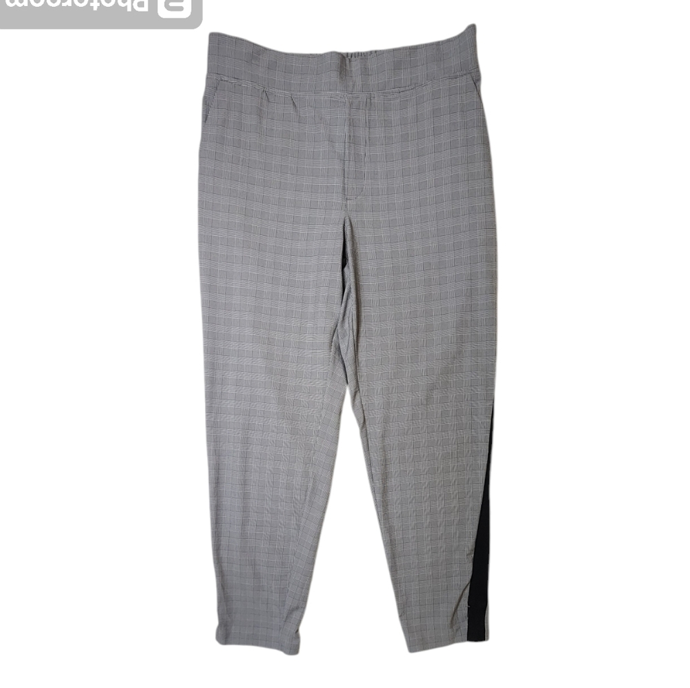 Athleta Gray and Black Ankle Pants - Picture 3 of 10